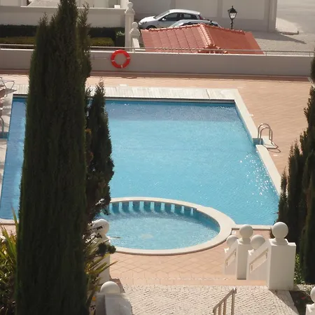 Luxury On Praia D'el Rey Apartment